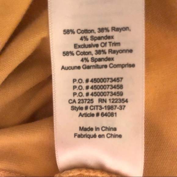 Aritzia TNA T-Shirt Yellow Scoop Neck - Picture 7 of 7